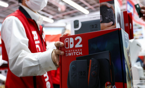 【悲報】店、泣く「普通にSwitch2売りたいんよ…でも転売カスのせいで条件設けるしかないんよ…」
