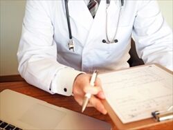 【悲報】ひろゆき氏　医師目指す49歳男性に辛らつｗｗｗ