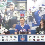 小髙茉緒アナ　巨乳を乗せる！！【GIF動画あり】