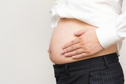 ワイイケメン、腹だけビールっぱらで咽び泣く