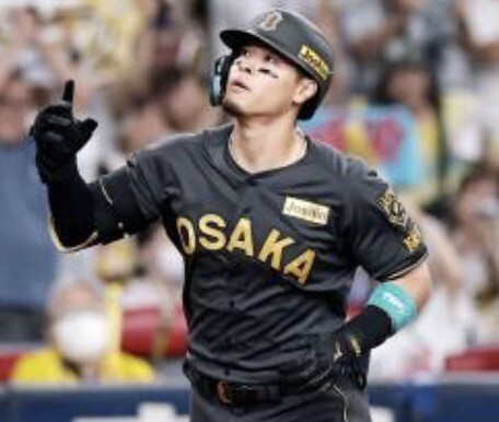 【速報】佐藤輝明のこの写真、ヤバいな【画像あり】