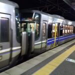 (＼‘ん‘)「平日昼間にスーツ着て駅ホームに居る奴らニートだぞ。」