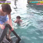 中川安奈アナ　海外ロケで水着胸チラ、谷間チラ！！【GIF動画あり】