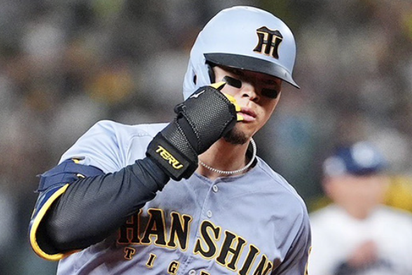 『サトテルが圧倒的な成績残したのって2025年だけ』『せめて3年は続けて圧倒的な活躍して』