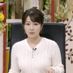 長野美郷アナ　透けニットで胸元強調！！