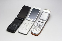 ガラケーに戻す人が増えてるってマ？