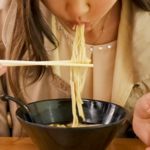 【テレビ】「麺類は音を立ててススる?ススらない?」で大人世代と若者が大論争!若い世代はススる音が不快?