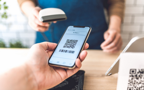 【経済】「今どき、現金って」会計時に鼻で笑われた60代男性心中。キャッシュレスオンリーの店に言っておきたい「あること」