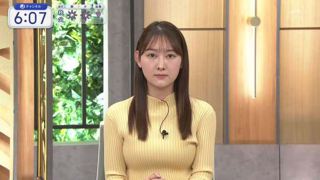 森山みなみアナ　ピタピタのニットで胸がくっきり！！【GIF動画あり】