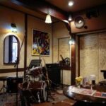 【悲報】ジャズ、こんなに人気ジャンルなのに有名曲が「枯葉」しかない