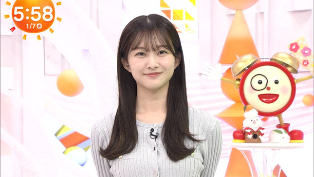 原田葵アナ　ニットの豊乳！！