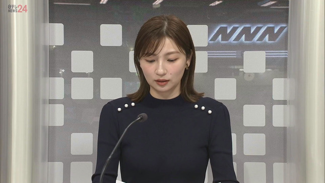 畑下由佳アナ　ピチピチの衣装を着る！！