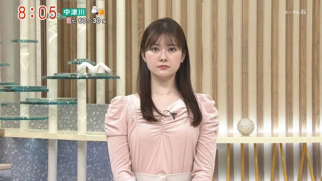 増田紗織アナ　マイクのコードが透ける！！