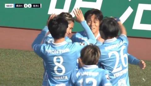 「駒沢は伝説をつくった❕」横浜FC 怒涛のゴールラッシュ！FW駒沢直哉が”ヘッドのみ”で圧巻4得点‼栃木Cに先制されるも5-1で逆転勝利