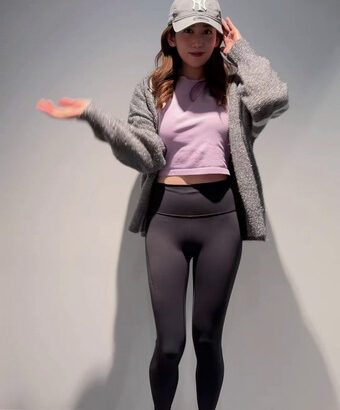 中川安奈アナ　レギンス直履きで土手くっきり、巨乳が激揺れ！！【GIF動画あり】