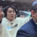 【放送事故】ゲーム実況者・狩野英孝さん、相撲観戦でTVに映り込むも激しくうざいと話題にｗｗｗ
