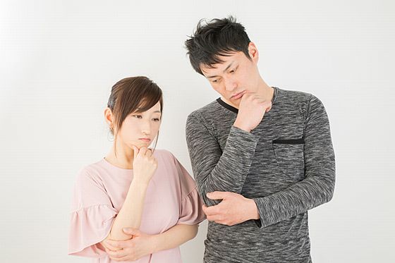 X女性「配偶者のことを奥さん、嫁、妻、家内、女房と呼んでる男はブラリス入れてる」
