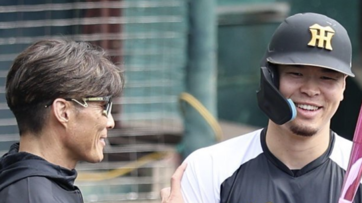 糸井嘉男、佐藤輝明の身体をペタペタ触るwwwwwwwwwwwwww