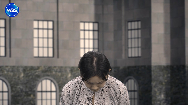 田中瞳アナ　巨乳と胸の小窓！！【GIF動画あり】