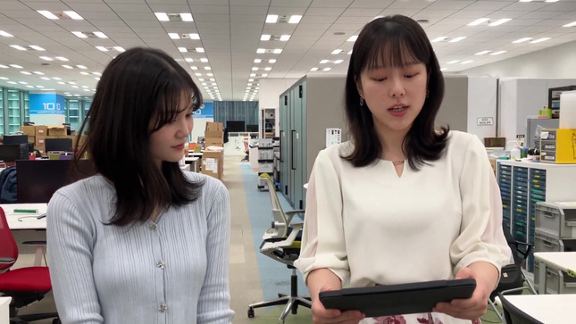 中原みなみアナ　ニットの巨乳！！【GIF動画あり】