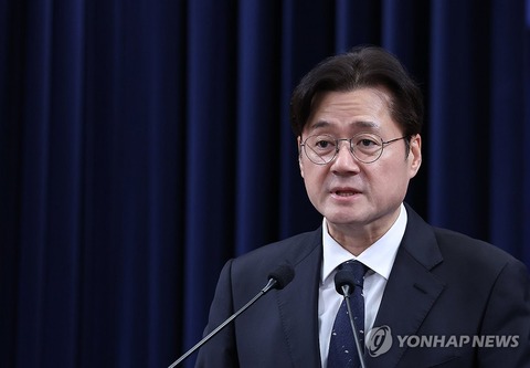 韓国大統領府高官、トランプ氏の艦船派遣要求にベトナム戦争などあげ「韓国は米国から一方的に恩恵を受けたとは考えていない