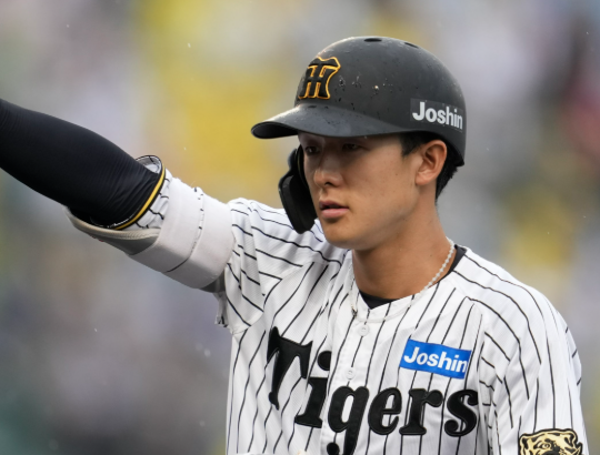 【悲報】小幡竜平、今日の韓国戦で一気にスタメン遊撃手が遠のく