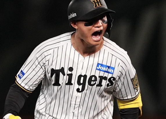 森下翔太って完全にスターだよな 佐藤もスターだけど