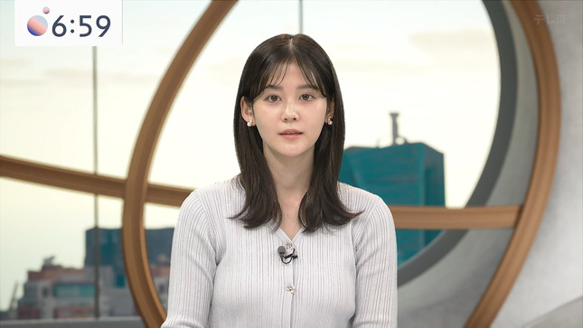 中原みなみアナ　ニットの巨乳！！