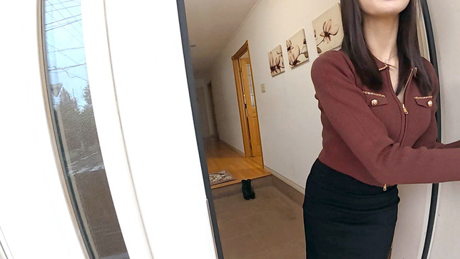 【昼下がりの若奥様】旦那のいない白昼に、自宅にデリバリー風俗を呼ぶ若奥様！！