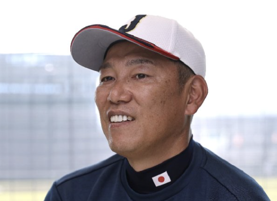 8回のチャンスの場面、牧(打率.154)に代打を送らない井端監督・・・