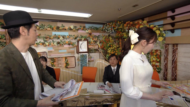 冨田有紀アナ　横乳くっきり、うっすらと透ける！！