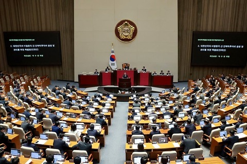 【Money1】 韓国･対米投資特別法がやっと可決。⇒ これで直接投資2千億ドルから逃げられない。