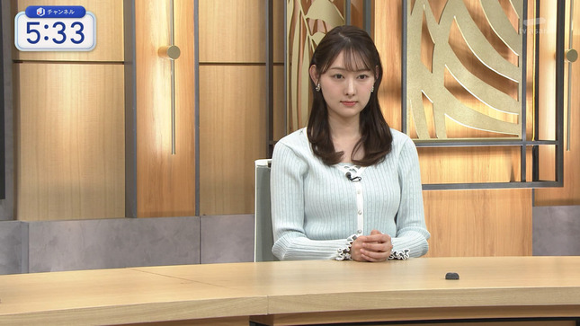 森山みなみアナ　ニットの豊乳！！【GIF動画あり】