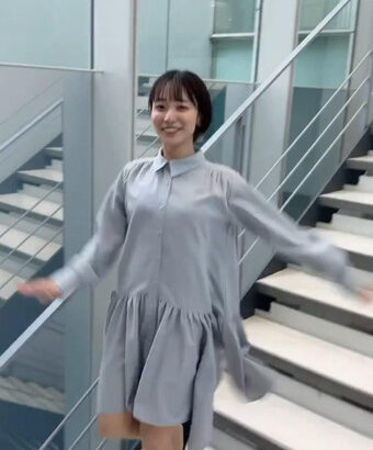 今井春花キャスター　階段で巨乳が揺れる！！【GIF動画あり】