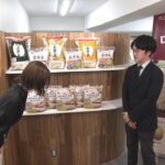 小髙茉緒アナ　白ピタパンのお尻にパン線が浮き出る！！