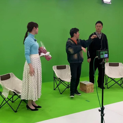 橋本和花子アナ　ニットで横乳とブラ線がくっきり！！【GIF動画あり】