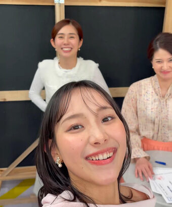 石渡花菜アナ　自撮りでブラ紐が見えてしまうハプニング！！【GIF動画あり】