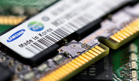 【悲報】サムスンがメモリ価格を「平均30％引き上げ」との報道。“100%値上げ”からさらに上乗せ