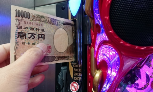 【娯楽】今のパチンコは月収40万ぐらいないとまともに打てない　手取り22万円の「パチンコは月3万円まで」宣言って意味ある? 3万円なんて午前中で溶けるぞ