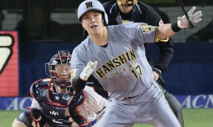 日本ハム←『伏見がいなくなり先発崩壊して最下位です』