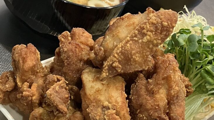 【画像】理想の”唐揚げ昼定食”、発見される　これは美味そう